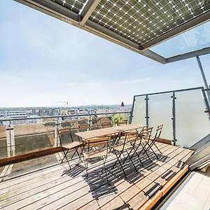  Apartment Next To Schoenbrunn - Free Parking !!!