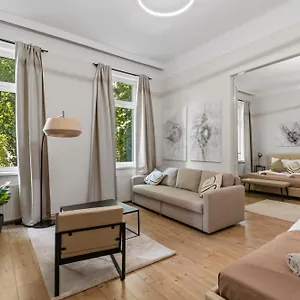  Appartement Stylish Apartment, Next To Schloss Belvedere